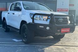 2019 Toyota Hilux SR
