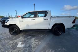 2019 Toyota Hilux SR
