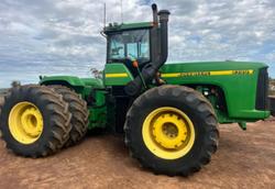 John Deere 9300