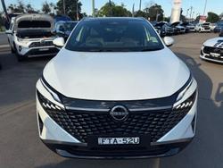 2025 Nissan QASHQAI Ti-L J12 MY25 Pearl White with Onyx Black Roof