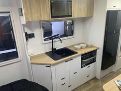 2025 Goldstream 2050 Bunk Platinum Adventure 20'5