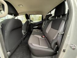 2024 Nissan Navara ST D23 MY24 4X4 Dual Range Brilliant Silver