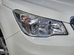 2015 Subaru Forester 2.5i-L S4 MY15 AWD Crystal White