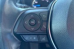 2022 Toyota
                RAV4 GX