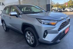 2022 Toyota
                RAV4 GX