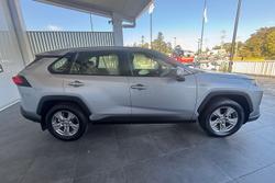 2022 Toyota
                RAV4 GX