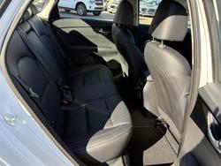 2024 Kia Cerato Sport+ BD MY24 Clear White