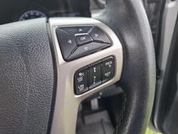 2021 Ford
                Everest Trend