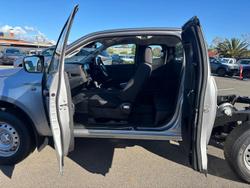 2025 Isuzu D-MAX SX MY24 4X4 Dual Range Mercury Silver
