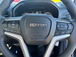 2025 Isuzu D-MAX SX MY24 4X4 Dual Range Mercury Silver