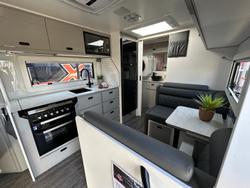 2025 JB Caravans Gator X 17'10 Fd