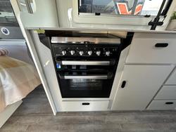 2025 JB Caravans Gator X 17'10 Fd