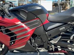 2024 Kawasaki Ninja ZX-14R ABS Special Edition (ZX1400J) Ninja Red