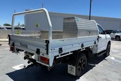 2021 Toyota Hilux SR