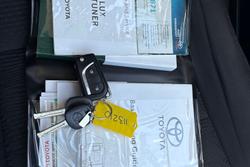 2021 Toyota Hilux SR