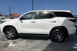 2021 Toyota
                Fortuner GXL