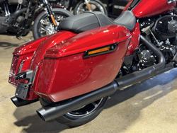 2025 HARLEY-DAVIDSON STREET GLIDE 117 (FLHX) ROAD RED