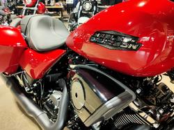 2025 HARLEY-DAVIDSON STREET GLIDE 117 (FLHX) ROAD RED