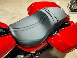 2025 HARLEY-DAVIDSON STREET GLIDE 117 (FLHX) ROAD RED