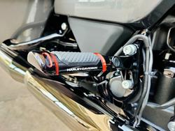 2025 HARLEY-DAVIDSON CVO ROAD GLIDE 121 (FLTRXSE) ROAD RAVEN FADE