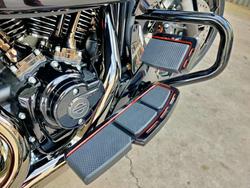 2025 HARLEY-DAVIDSON CVO ROAD GLIDE 121 (FLTRXSE) ROAD RAVEN FADE