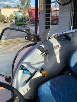 0 New Holland T4.95F Narrow Cab Tractor 97Hp 1329 Hours