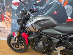 2021 Triumph TRIDENT 660 SILVER