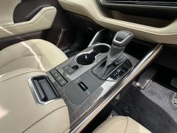 2023 Toyota Kluger Grande