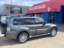 2013 Mitsubishi Pajero VR-X NW MY14 4X4 Graphite Grey