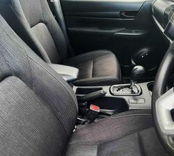 2018 Toyota Hilux SR GUN126R 4X4 Dual Range Glacier White