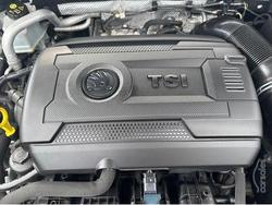 2015 SKODA Octavia Scout Premium 132TSI NE MY15 4X4 Candy White