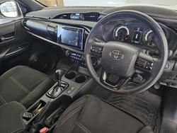 2018 Toyota Hilux Rogue GUN126R 4X4 Dual Range White