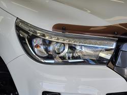 2018 Toyota Hilux Rogue GUN126R 4X4 Dual Range White