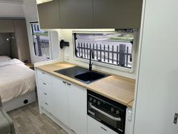 2025 Goldstream 2050 Re Cp Adventure +