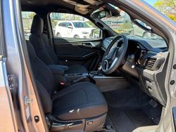 2025 Isuzu D-MAX LS-U