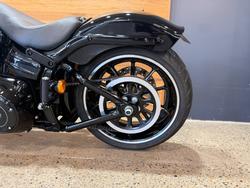 2013 Harley-davidson FXSB SOFTAIL BREAKOUT Black