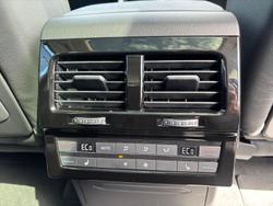 2025 Volkswagen Touareg 210TDI Elegance