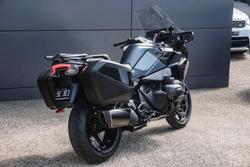 2025 BMW R 1300 RT Triple Black