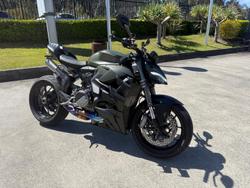 2023 Ducati Streetfighter V2 Streetfighter Green