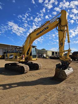 2014 Komatsu Hb 205 Yellow