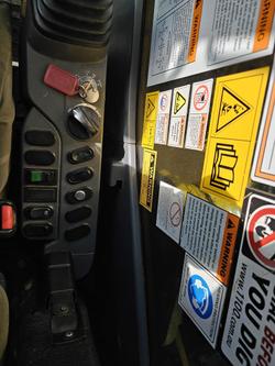 2014 Komatsu Hb 205 Yellow