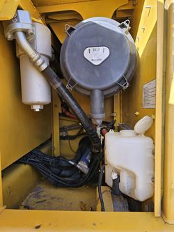 2014 Komatsu Hb 205 Yellow