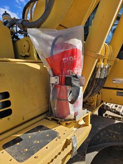 2014 Komatsu Hb 205 Yellow