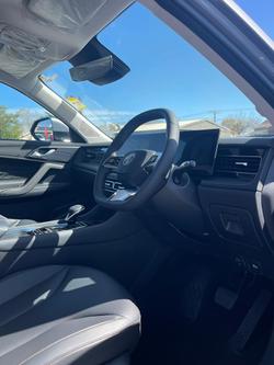 2025 MG HS Essence AS33 MY25 Lunar Grey