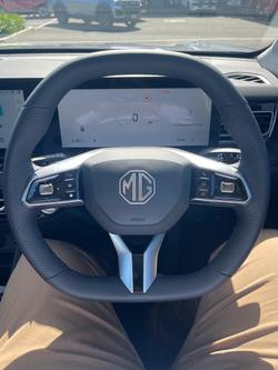 2025 MG HS Essence AS33 MY25 Lunar Grey