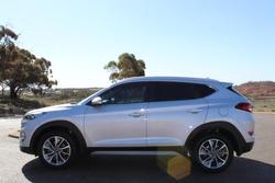 2017 Hyundai
                Tucson Elite