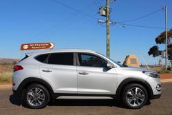 2017 Hyundai
                Tucson Elite