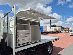 2016 Isuzu Trucks NPS 75/45-155 4x4 Tray and Boxes