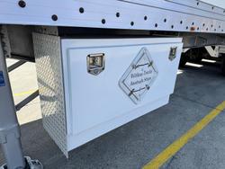 2006 Vawdrey 22 Pallet Dry Freight R/T Bpw