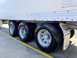2006 Vawdrey 22 Pallet Dry Freight R/T Bpw